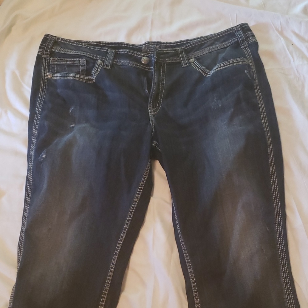Silver Jeans Twisted Capri plus size 24